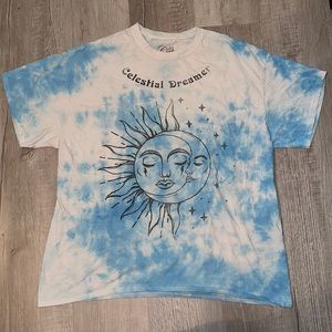 Tie dye graphic tee sun/moon